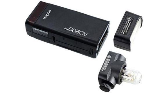 Godox AD200 Pro 閃光燈